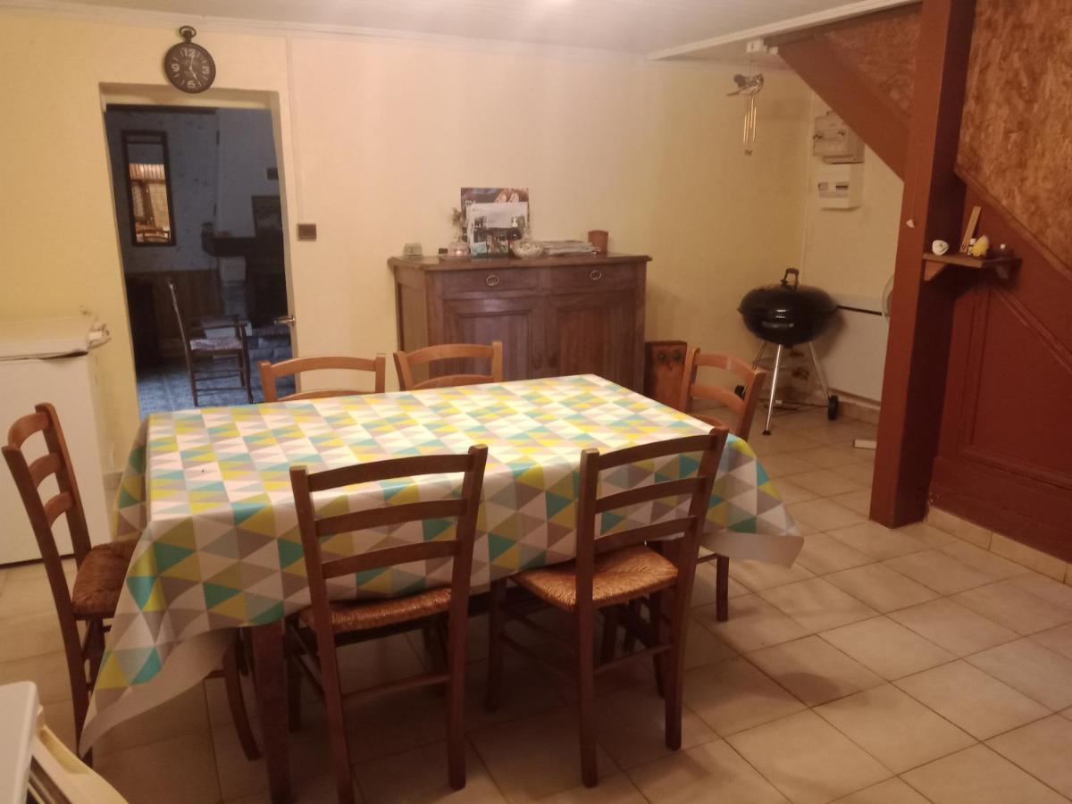 Maison Avec Jardin Entre Cordes/Ciel Et Monesties Salles  外观 照片